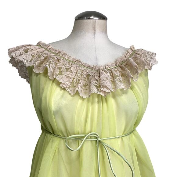 Ro-Vel of California 1960's Lime Baby Doll Sheer Lace Chiffon Nightgown - Picture 5 of 16